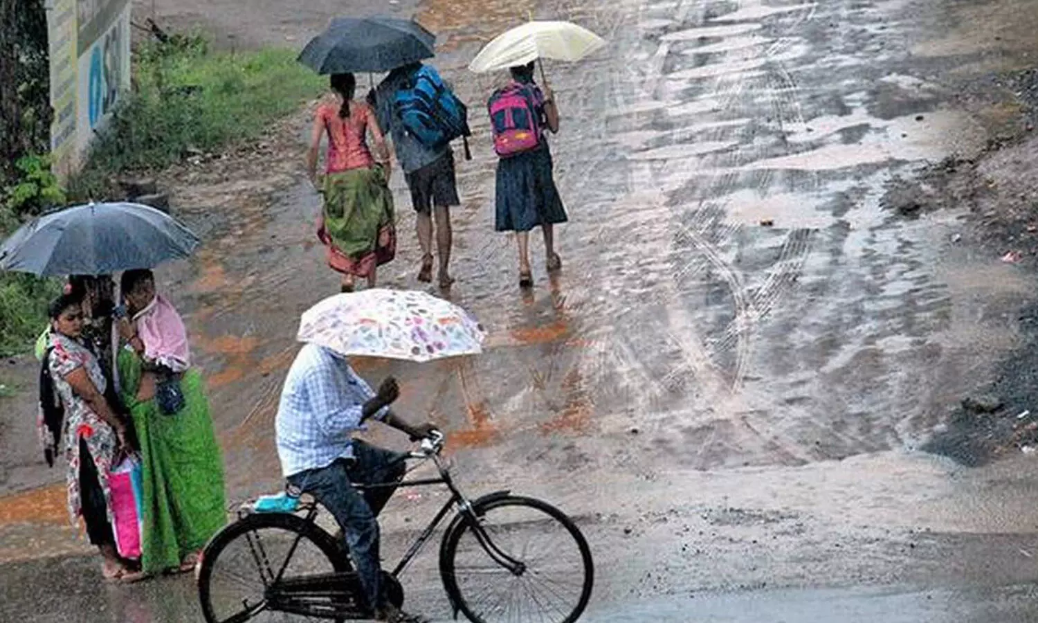 heavey rains, telangana, andhra pradesh