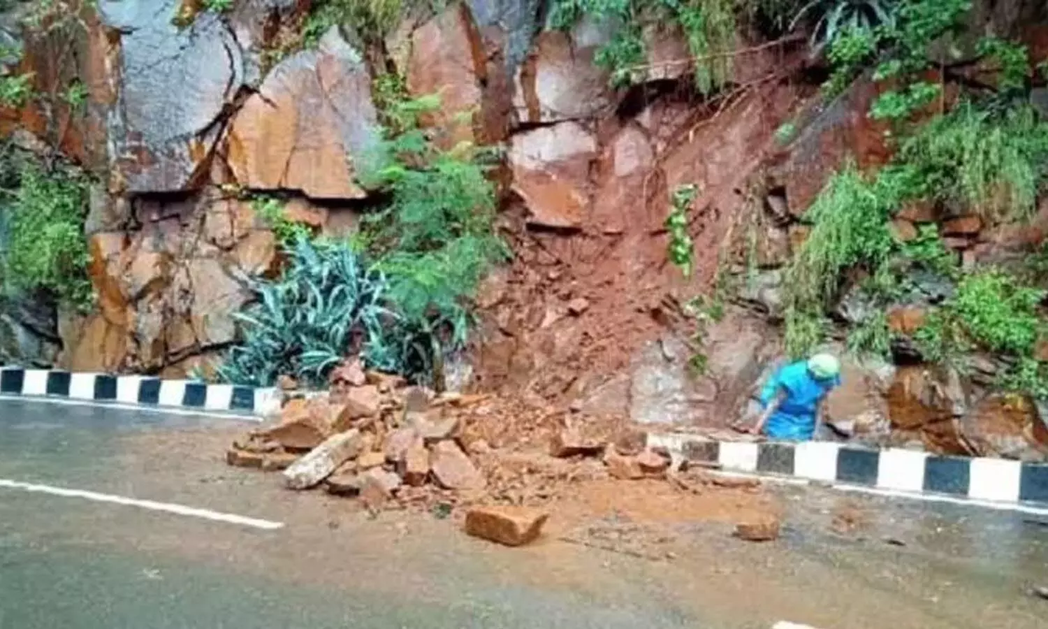 tirumala, ghat road, ttd, heavey rains