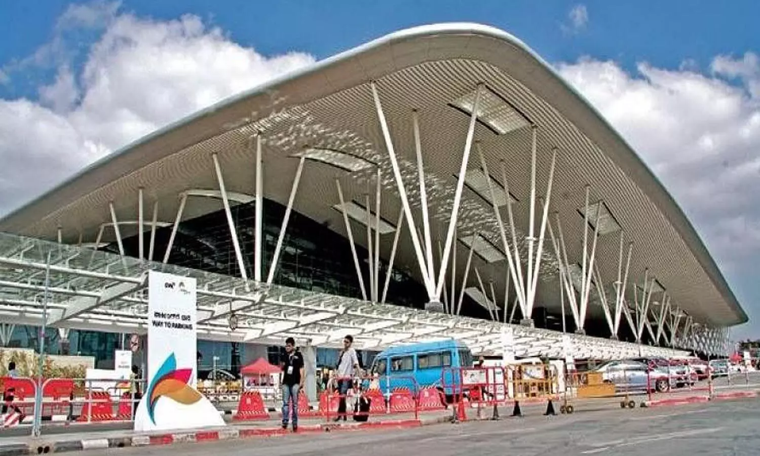 international travellers, guide linse, cental government, today