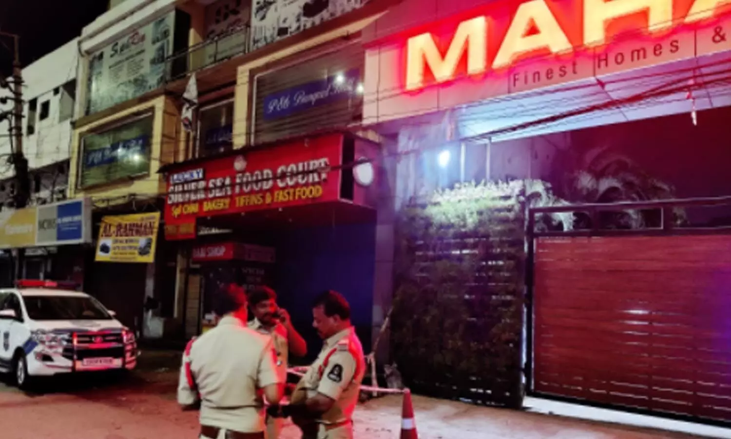 hyderabad, rowdy sheeeters, vaishnavi wines, sneha chicken cenrtre