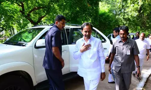 kcr,delhi, central ministers, godavari tribunal