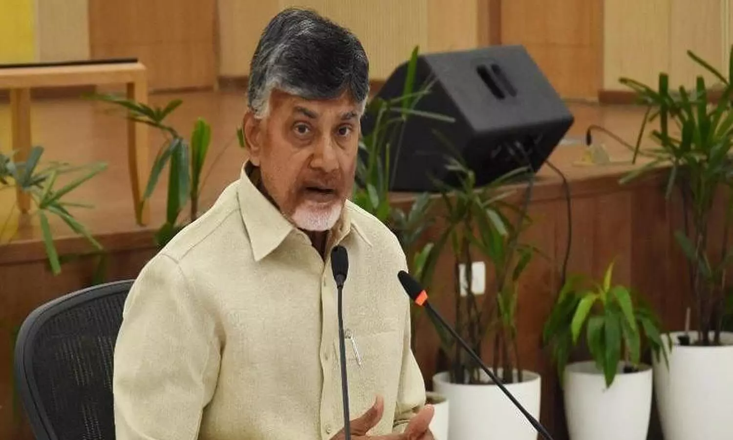 chandra babu, fllods, tdp, ysrcp, government