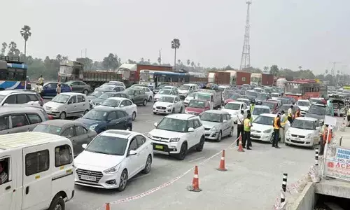 national high way, traffic jam, vijayawada, hyderabad