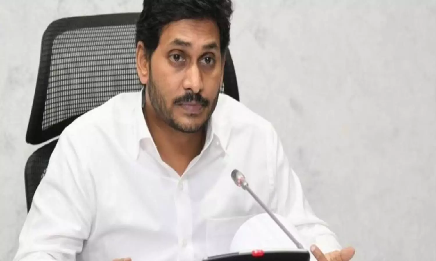 ys jagan, three capitals, review, legal experts