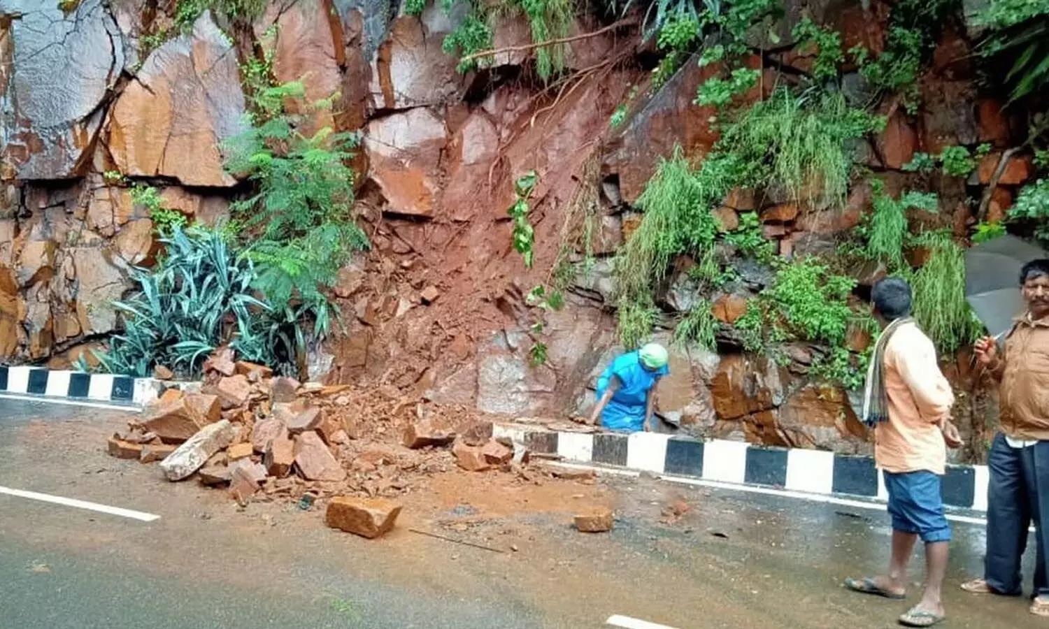 tirumala, ghat road, iiit experts, vehicles