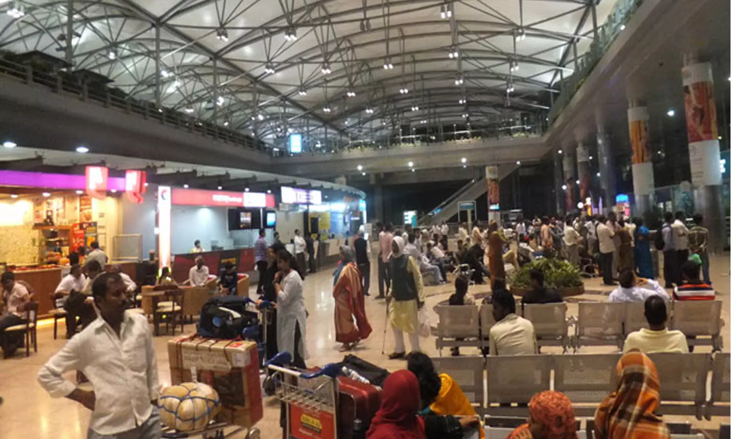 kuwait, women, shamshabad airport, hyderabad