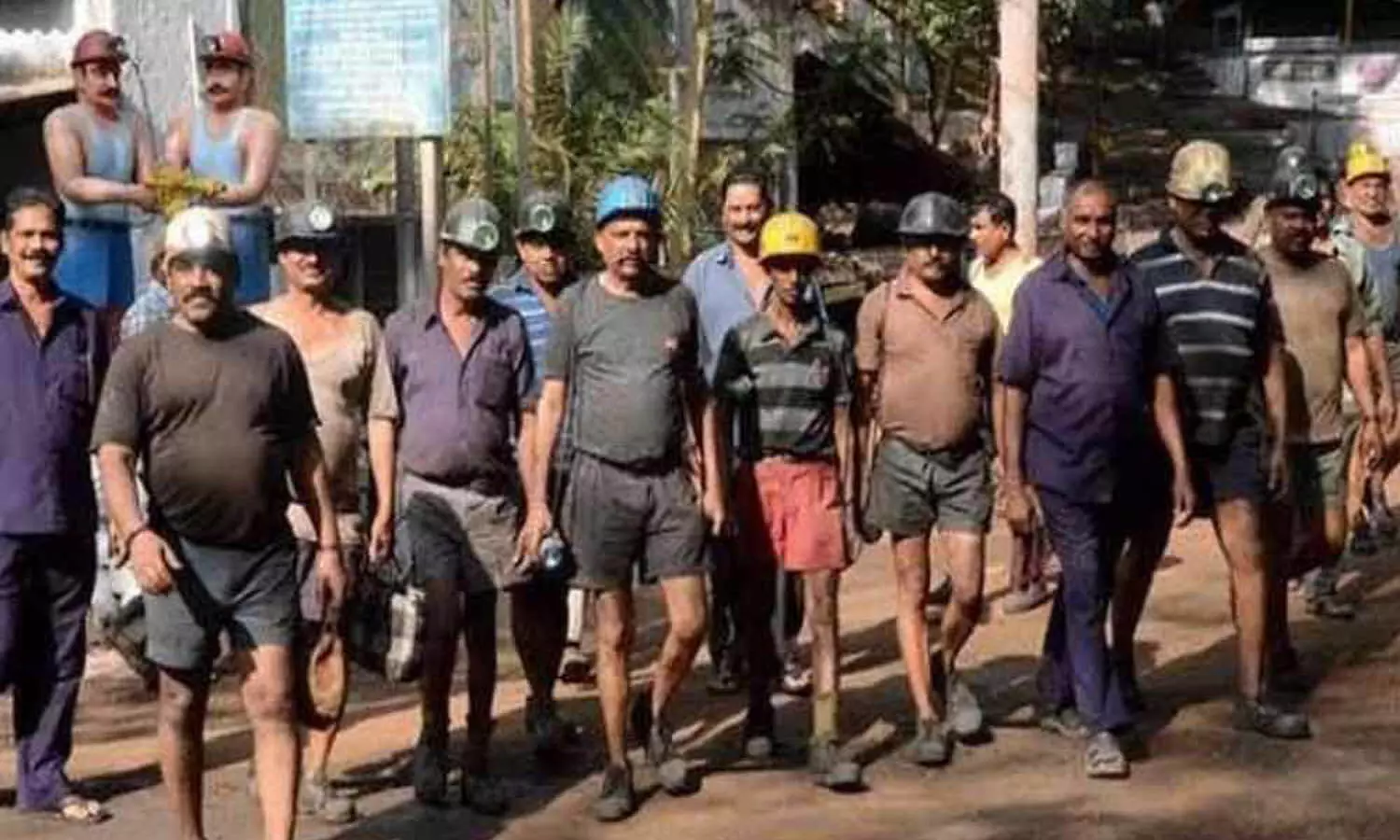 government will give good news, o singareni workers today, bonus will be announced on the occasion of dussehra festival, telangana government will give good news, o singareni workers today, bonus will be announced on the occasion of dussehra festival, telangana