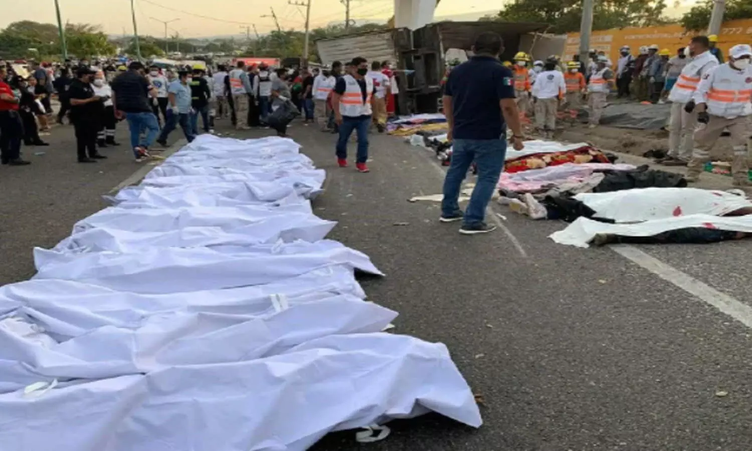 mexico, road accident, 49 people, died