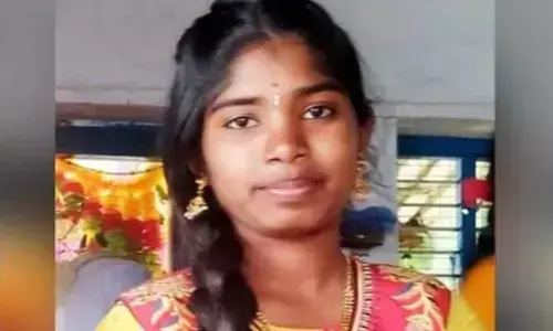 manisha, sucide, mother, smart phone