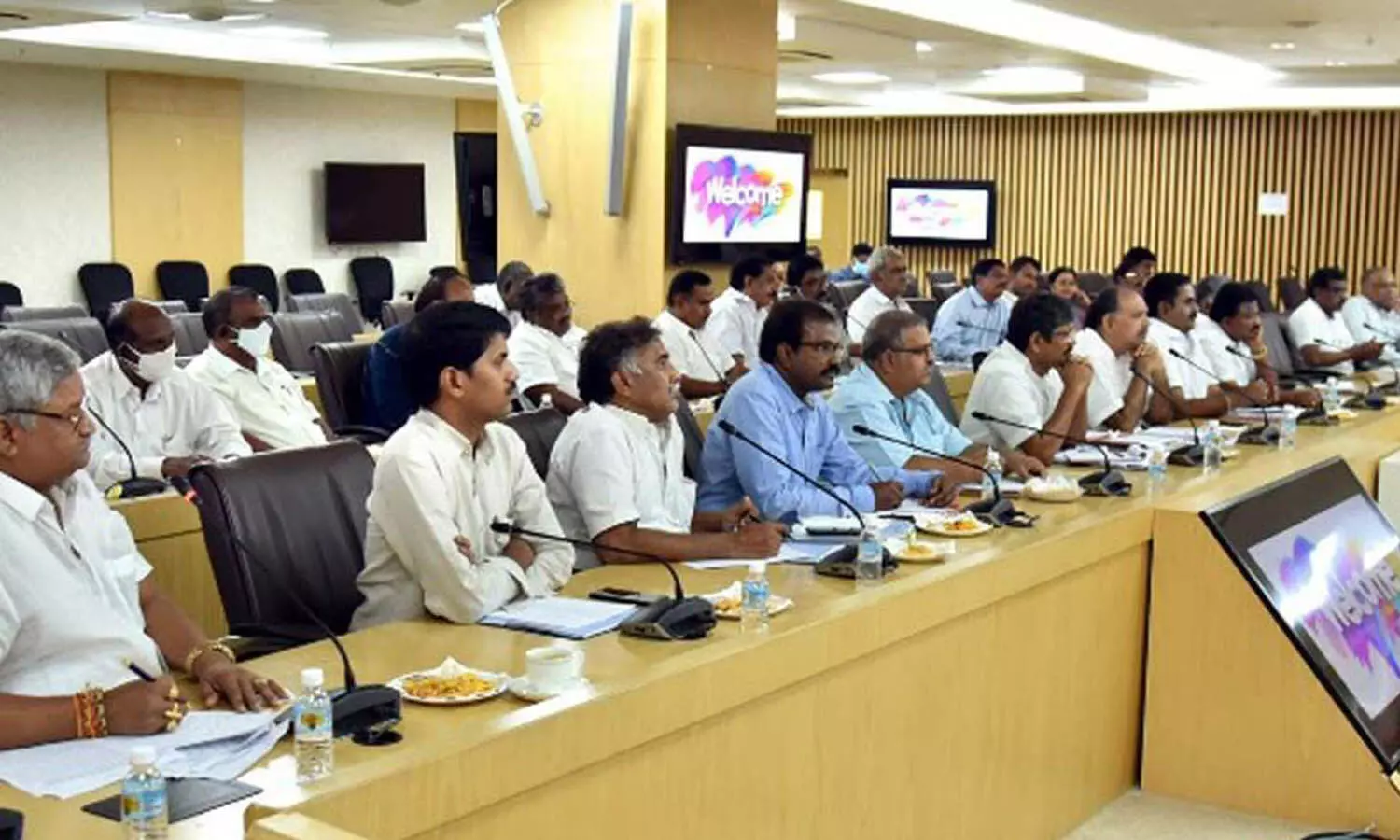 ys jagan, emploeyees unions, prc, andhra pradesh