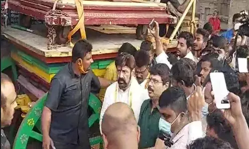 akhanda, mangalagiri, panakala swamy, nandamuri balakrishna, boyapati sreenu