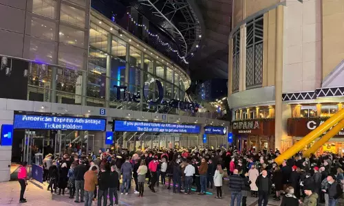 omicron, briotn, london, lock down, emergency