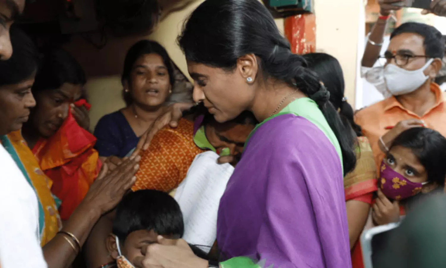 ys sharmila, ysrtp, kcr,trs, telangana, farmers sucide