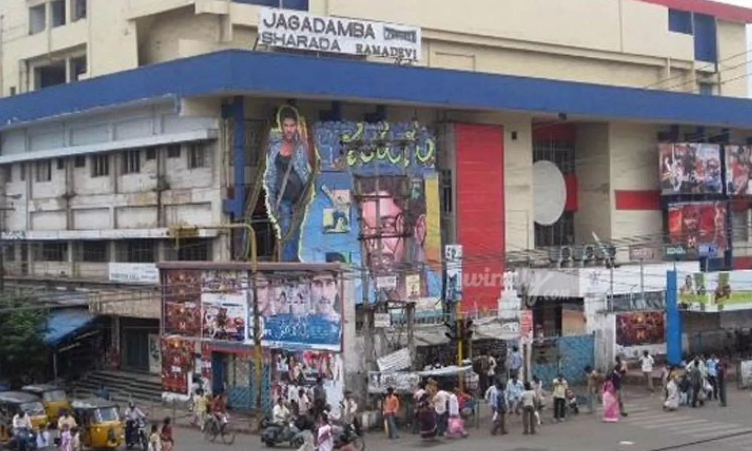 jagadamba, melody, collector, rides, notices