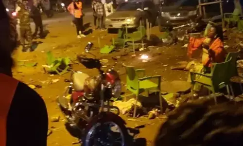 క్రిస్మస్ వేళ మారణహోమం.. ఆత్మాహుతి దాడిలో6గురు మృతి