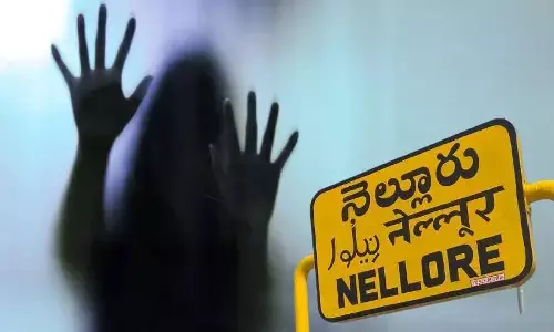 కౌన్సిలింగ్ పేరుతో బాలికపై హెడ్ కానిస్టేబుల్ అఘాయిత్యం