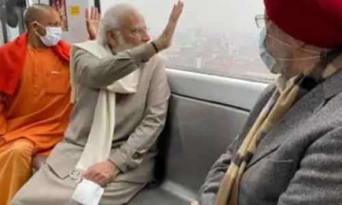 మెట్రో రైలులో ప్రయాణించిన ప్రధాని మోదీ..