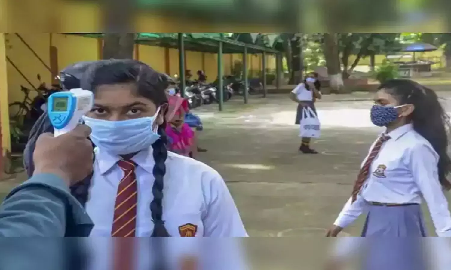 నవోదయ విద్యాలయంలో కరోనా కలకలం.. 85 మందికి పాజిటివ్ ?