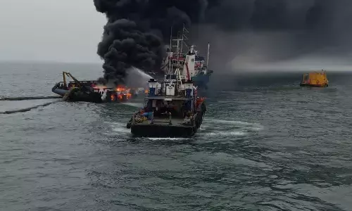 fishermen, visakhapatnam, jalaripet, gangammatalli gudi, sea