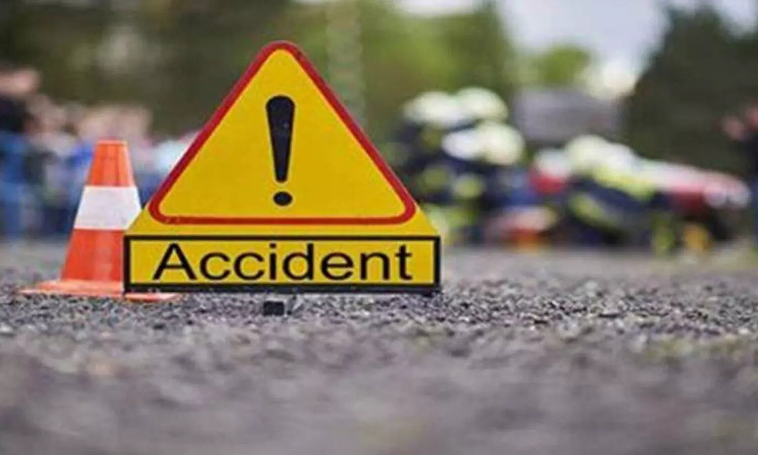 car accident, kareem nagar, four died