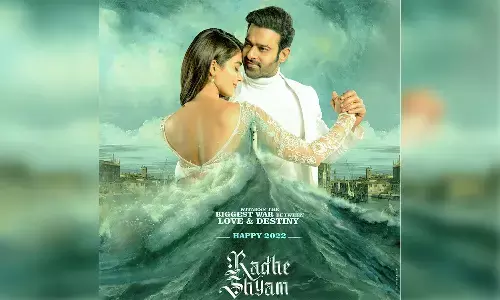 రాధే శ్యామ్ కూడా వాయిదా.. ట్వీట్ చేసిన యూవీ క్రియేషన్స్ !