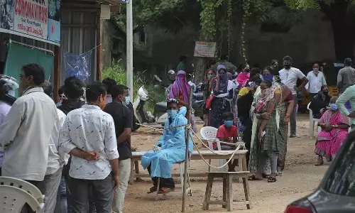 ఏపీలో కోరలు చాచిన కరోనా.. తాజాగా ఎన్ని కేసులంటే ?