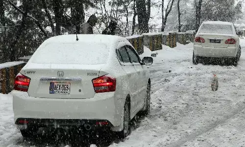 snow, pakisthan, murre, tourists, died