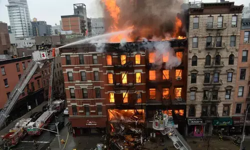 newyork, fire accident, apartment, 19 people died