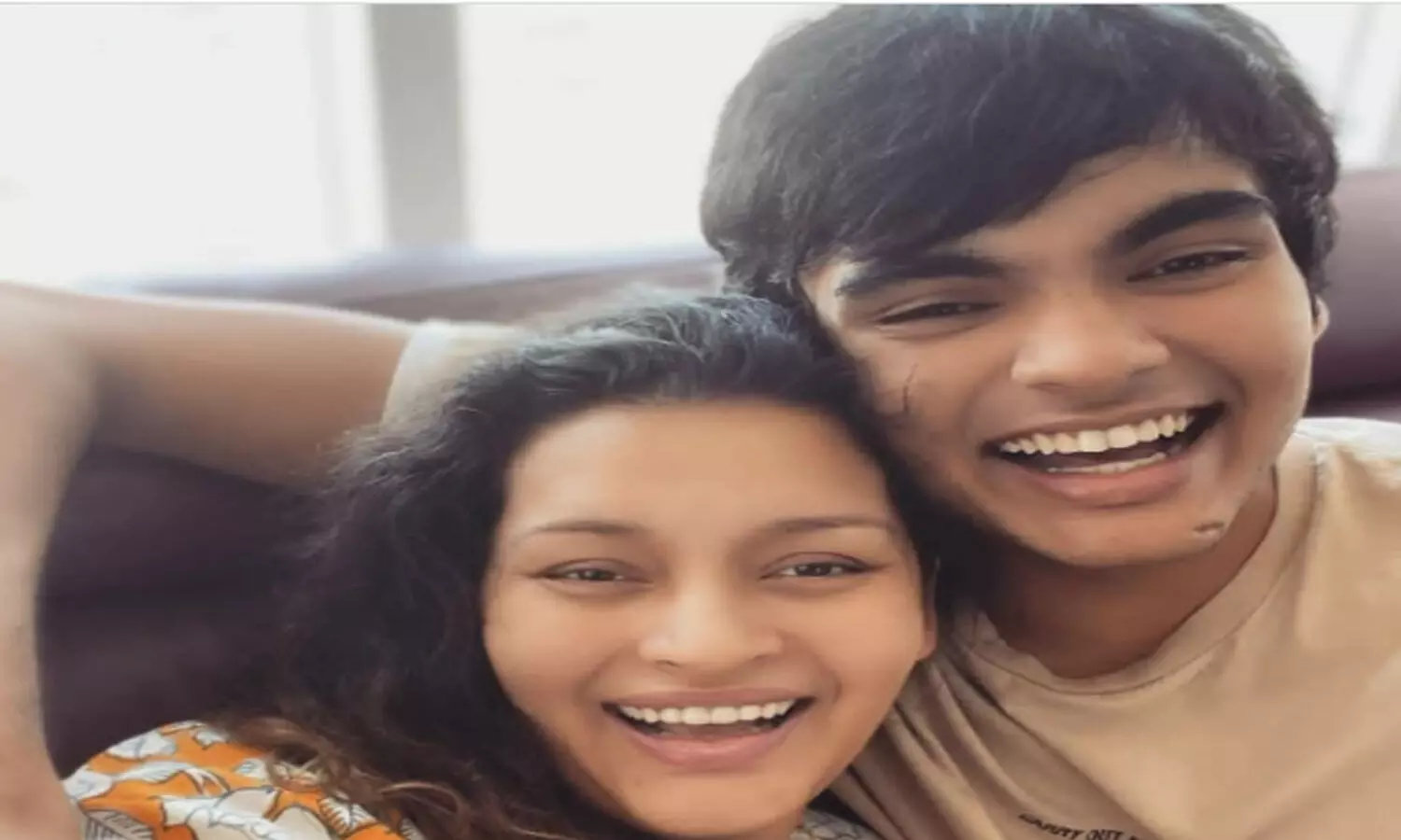 renu desai, covid 19, akira nandan, positive
