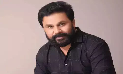 ఆ స్టార్ హీరో ఇంట్లో భారీగా సోదాలు.. నటిపై చోటు చేసుకున్న దారుణాలు ఏమిటి ?