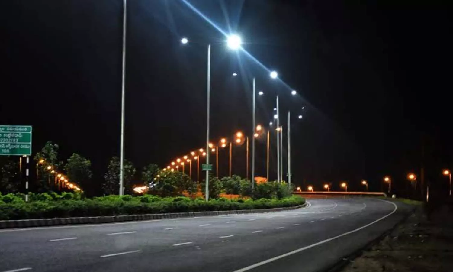 corona cases are also serious in andhra pradesh. there are 5,000 cases a day