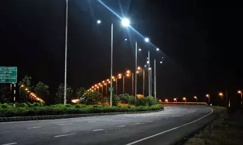 corona cases are also serious in andhra pradesh. there are 5,000 cases a day