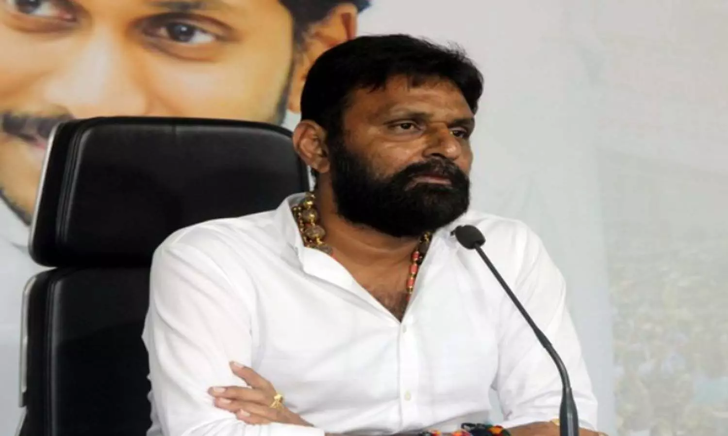 kodali nani, minister, ysrcp, chandrababu, yellow media