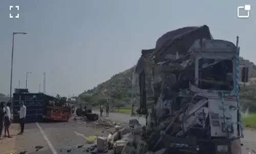 accident, guti, road accident, lorry, died