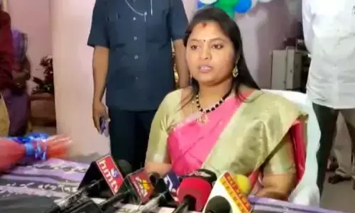 pushpa srivani, deputy cm, st, high court, vijayanagaram