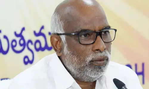 బీజేపీ తీరుపై గుంటూరు వైసీపీ నేతల ఆగ్రహం