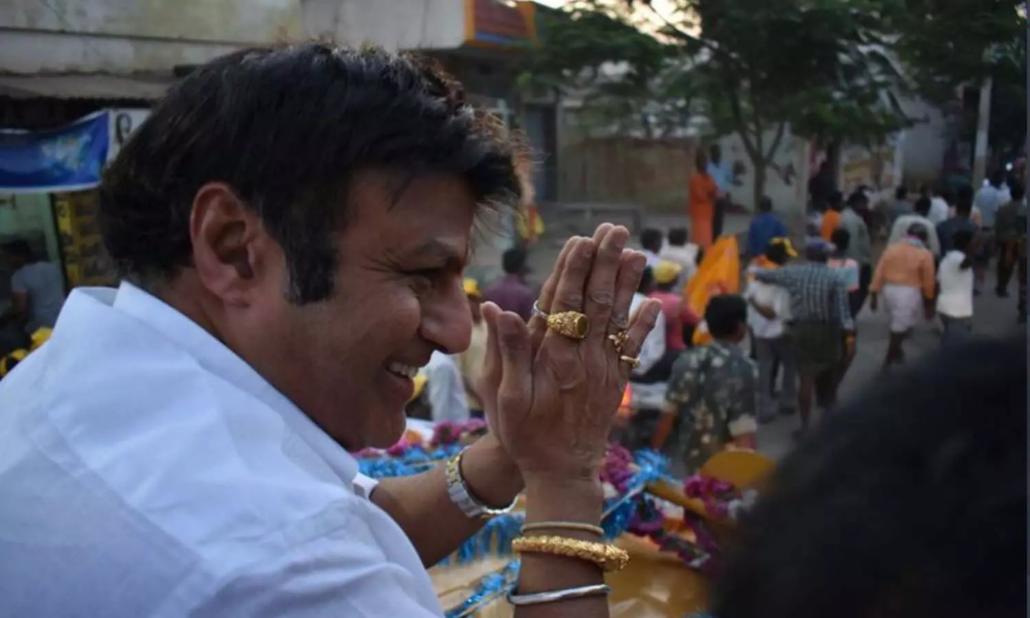 balakrishna, hindupuram, mla, resign, district head quarter