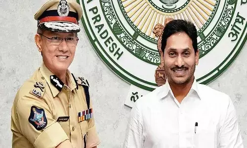 ys jagan,  gautam sawang, dgp, chalo vijayawada