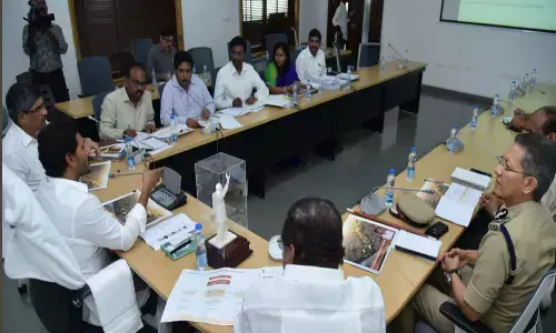 employees unions, strike, esma, mobile aplications, un install