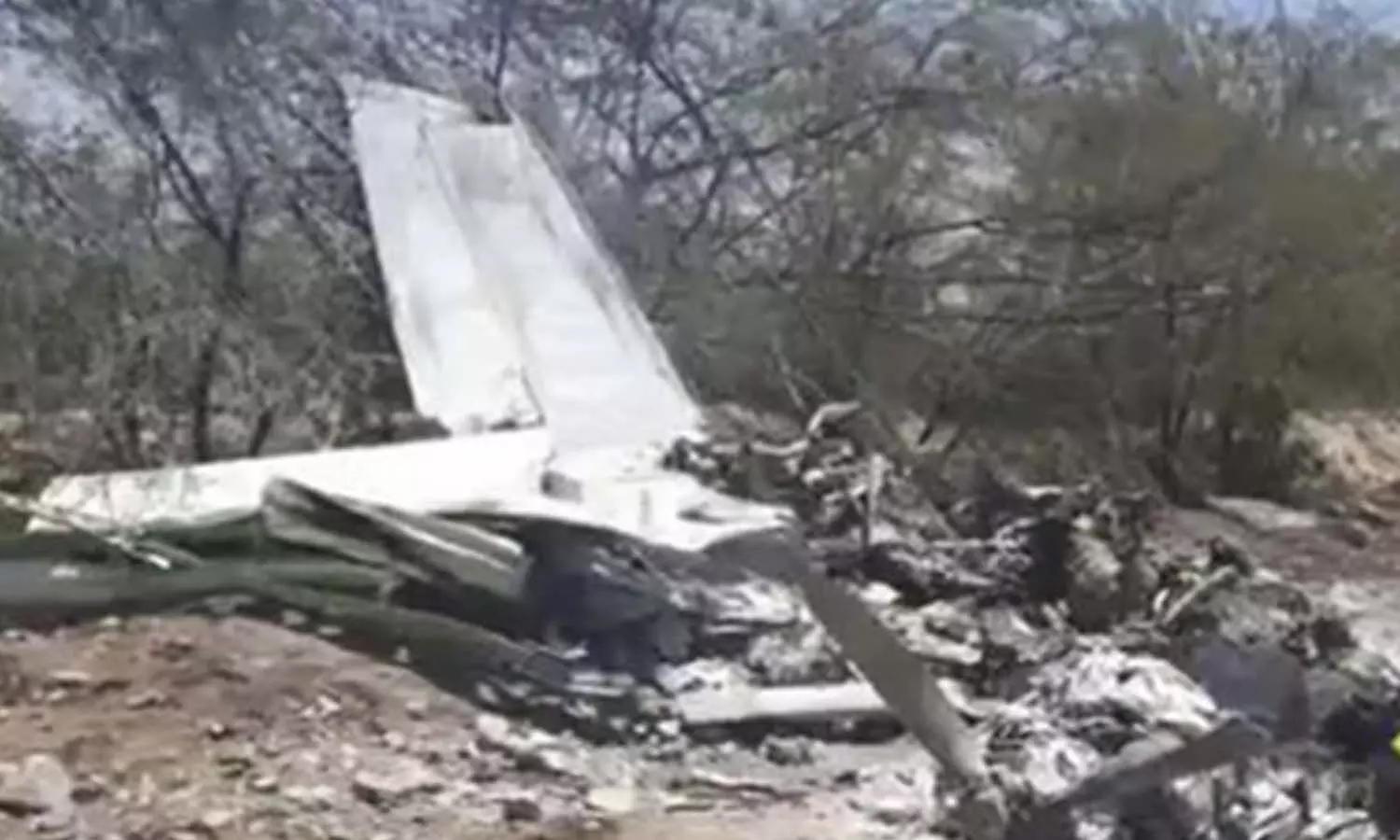 plane crash,  peru, nazka, seven passangers
