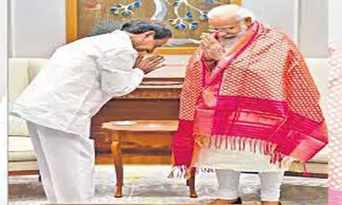 kcr, modi, hyderabad, icrisat, muthinthal, welcome