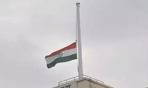 లతా మంగేష్కర్ మృతికి సంతాపంగా.. రెండ్రోజులు త్రివర్ణం అవనతం