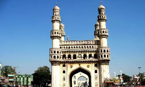 తవ్వకాల్లో బయటపడిన చార్మినార్ భూగర్భ మెట్లు