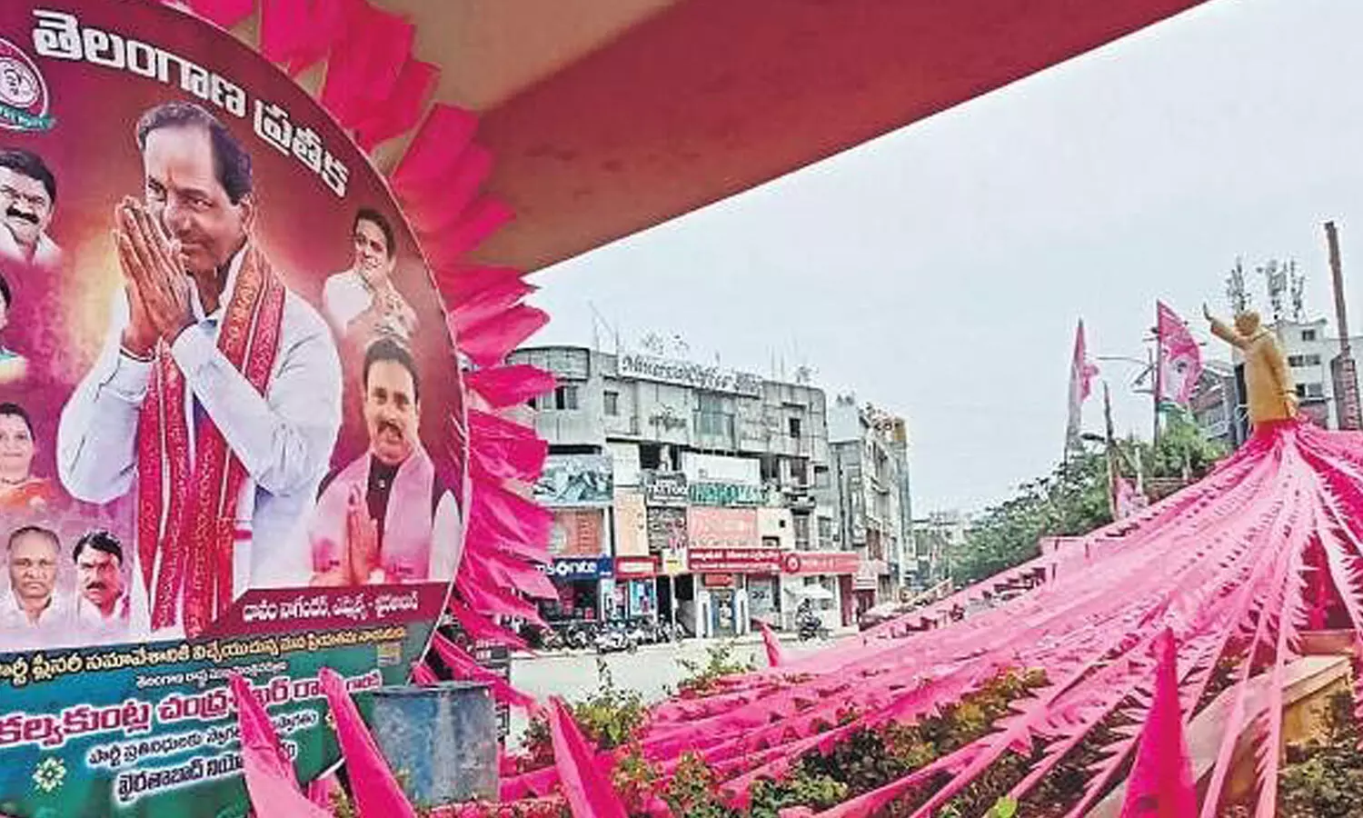 kcr, posters, nationaal media, delhi, vision of india kcr, posters, nationaal media, delhi, vision of india