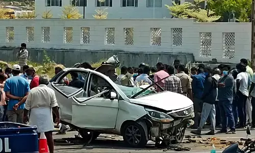 నెత్తురోడిన రహదార్లు.. వేర్వేరు ప్రమాదాల్లో ఏడుగురు మృతి