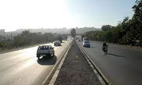 firing, lorry, nataional high way, chebrolu, east godavari distrit