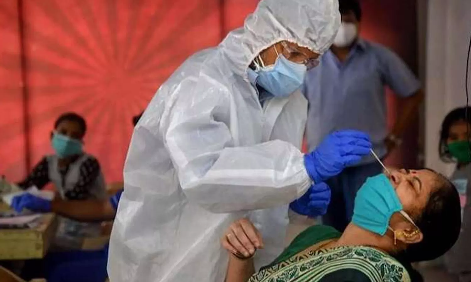 ఏపీలో స్వల్పంగా పెరిగిన కరోనా కేసులు