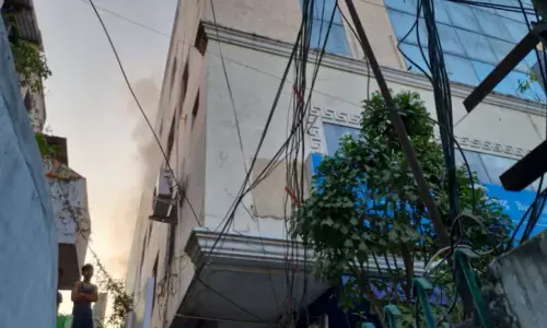 fire accident, besant road, vijyawada, courts