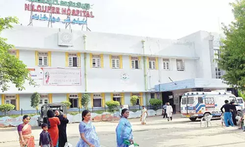 నిలోఫర్ ఆస్పత్రిలో ఇద్దరు చిన్నారులు మృతి.. కారణం అదేనా ?