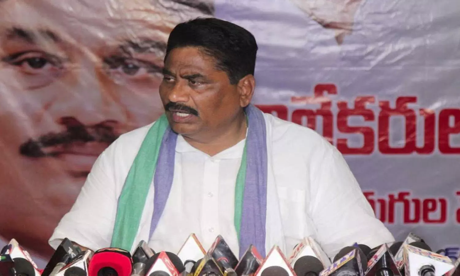 modugula venugopalreddy, high court, verdict, capital, amaravathi